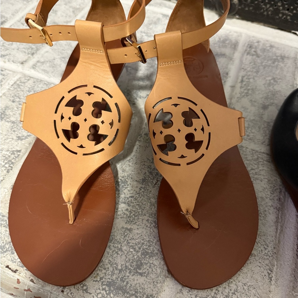 Tory Burch Tan Cut-Out Leather Sandals